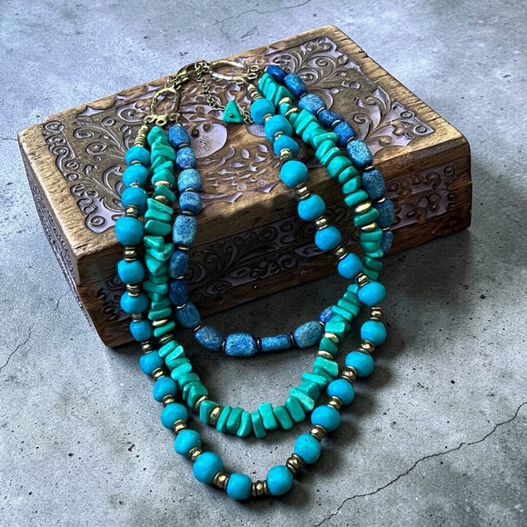 Chico's Layered Turquoise & Teal Beaded Necklace with Gold Accents - Picture 6 of 6